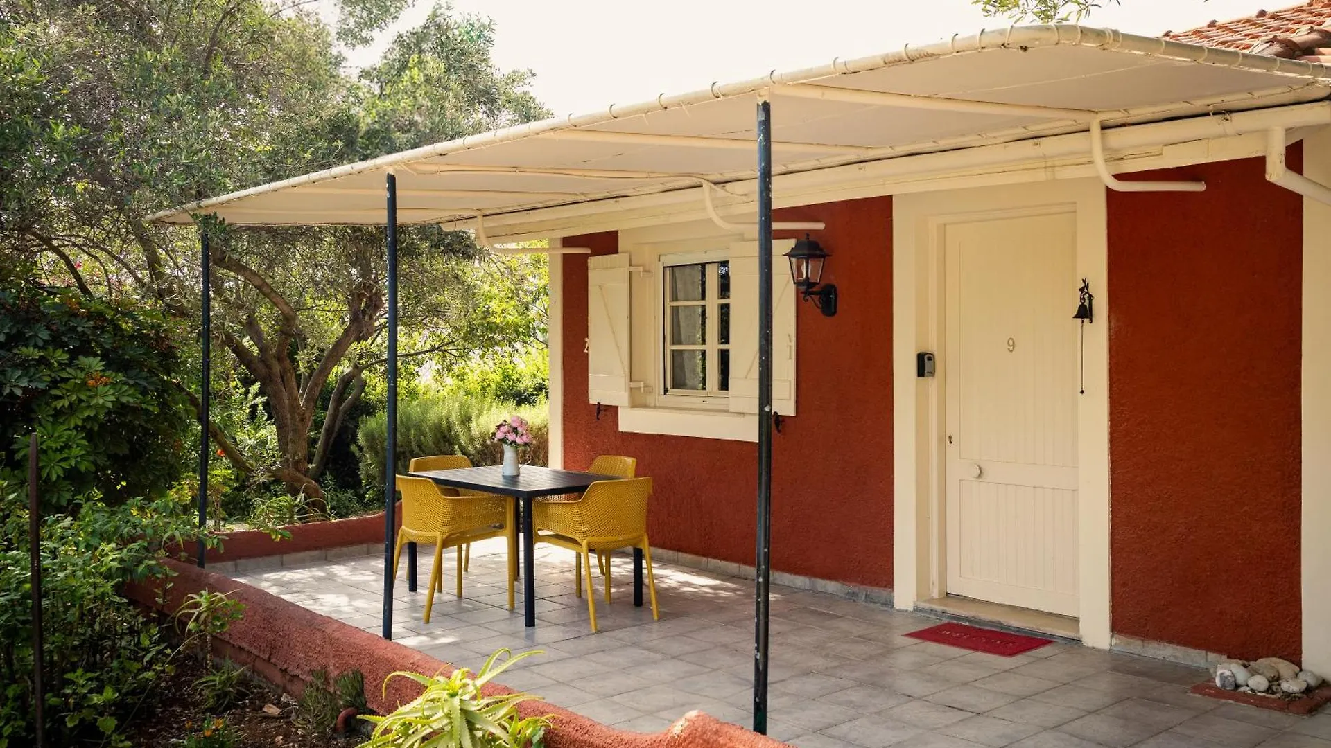 Villehardouin Farm Estate, Studios & Apartments, Minia, Kefalonia Argostoli  Griechenland