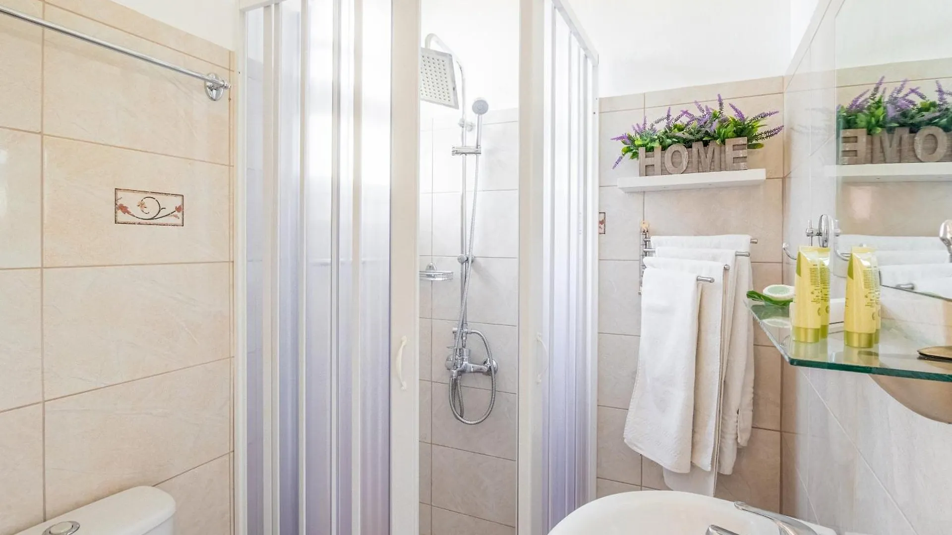 Villehardouin Farm Estate, Studios & Apartments, Minia, Kefalonia Argostoli  Aparthotel Argostoli (Kefalonia)
